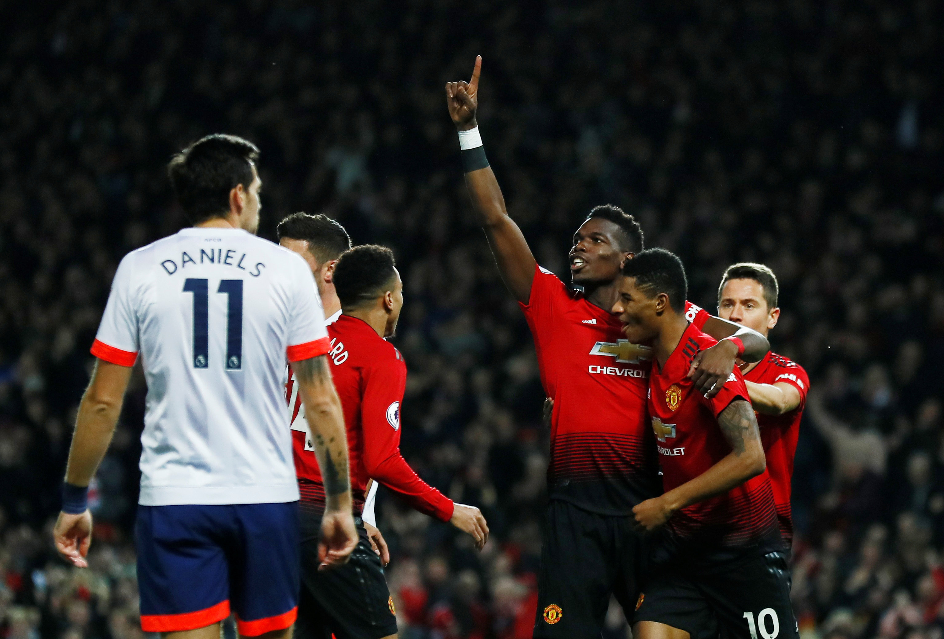 中超舞台 中超舞台