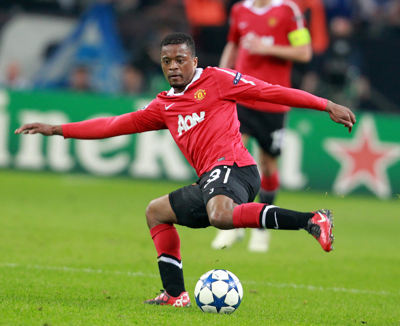 运动员在与 运动员在与